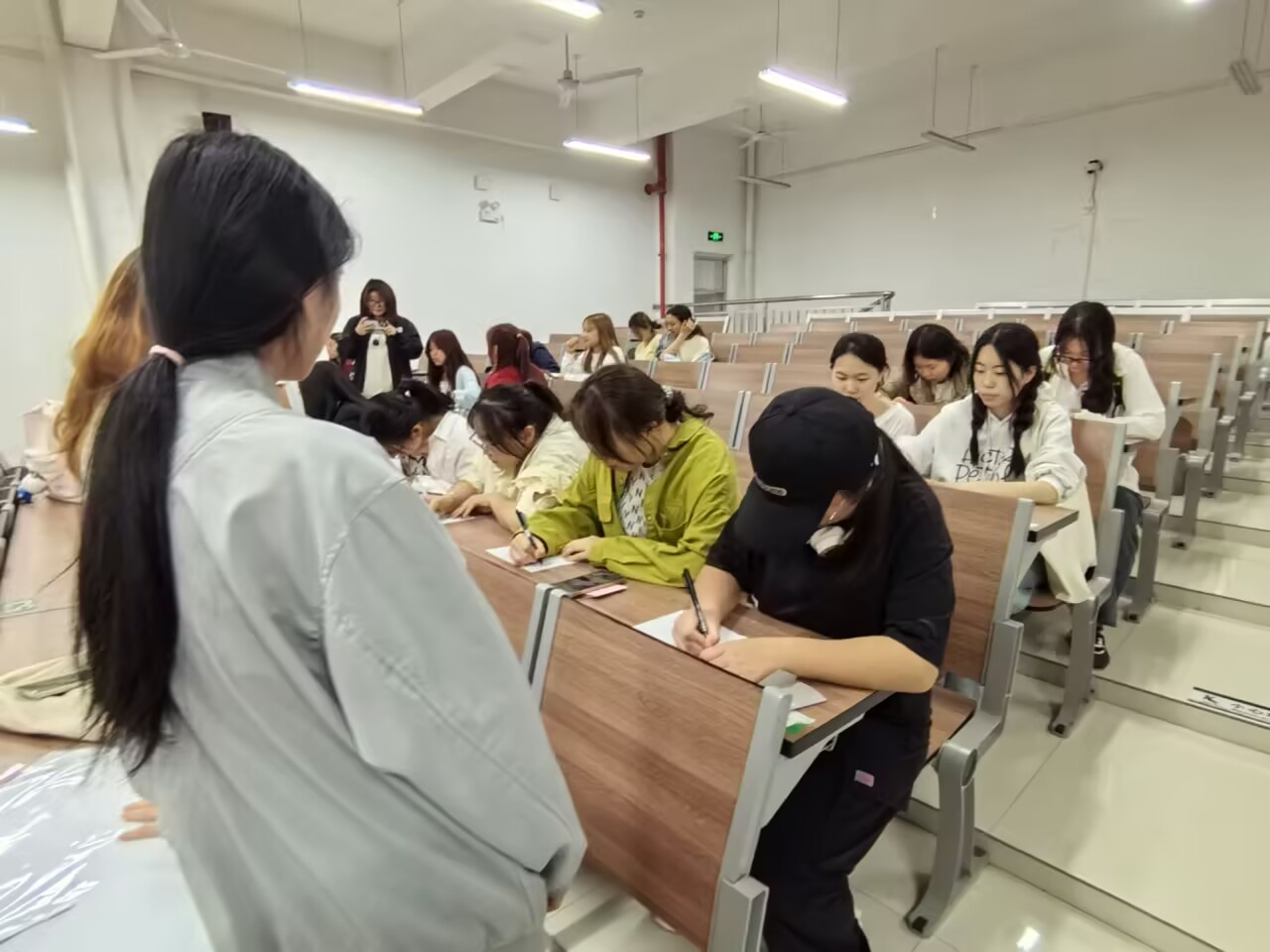 图片4_4387图片4